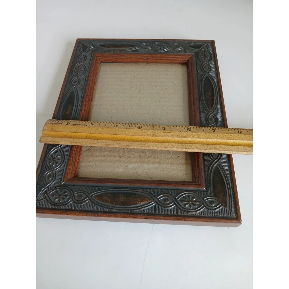 Vintage Carved Ornate Solid Wood Glass-Velvet Back 4.5 X 6.5 Photo Frame